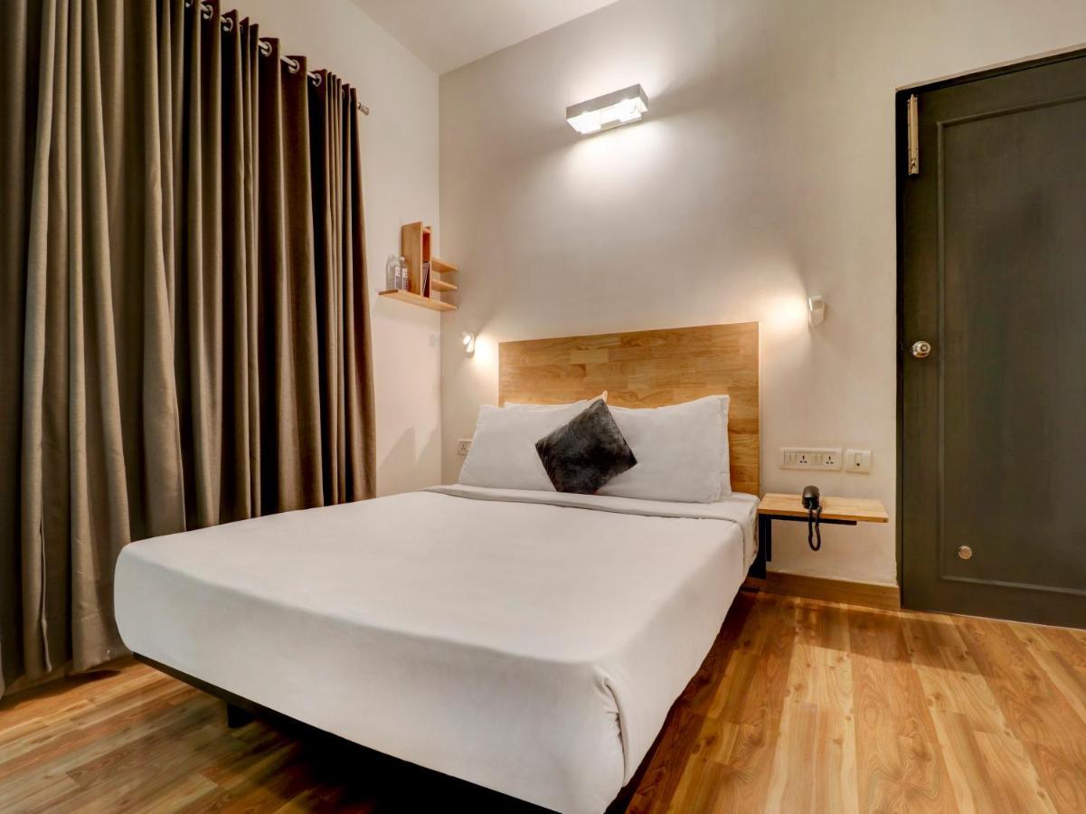 Upar Hotels Indiranagar 벵갈루루 외부 사진