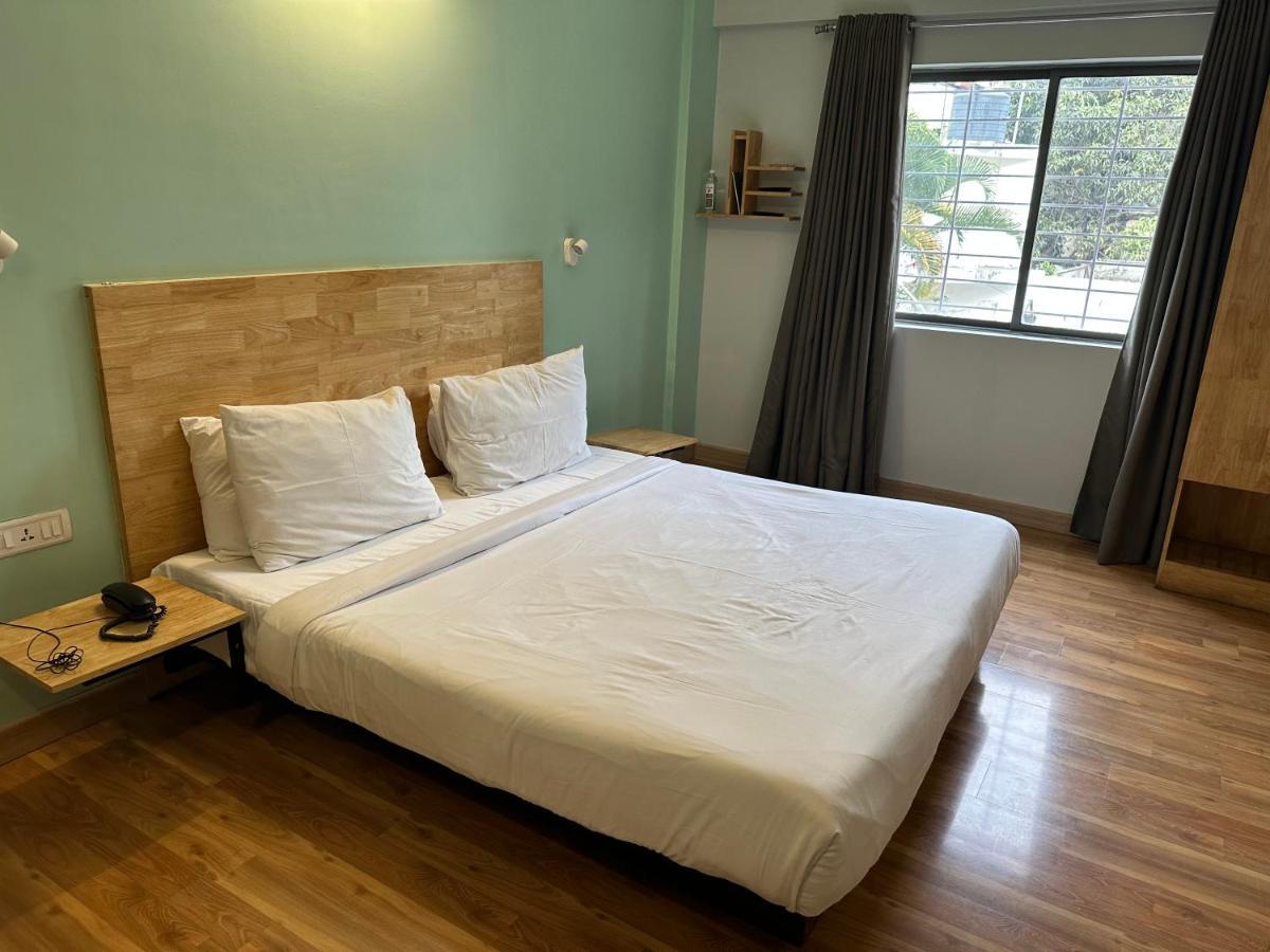Upar Hotels Indiranagar 벵갈루루 외부 사진