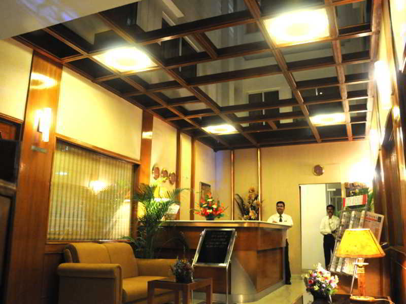 Upar Hotels Indiranagar 벵갈루루 외부 사진