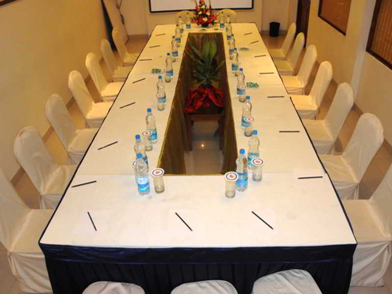 Upar Hotels Indiranagar 벵갈루루 외부 사진